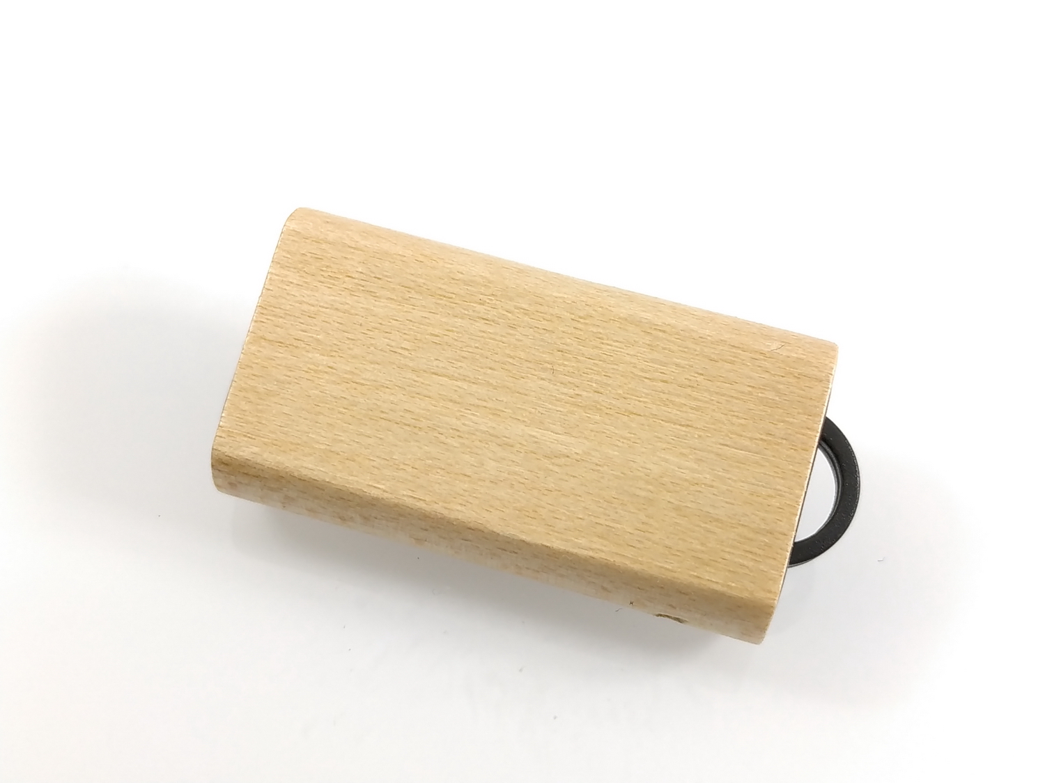 Мини флешка из дерева